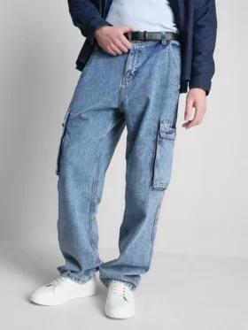 Lose Cargo-Jeans mit mittlerer Leibhöhe