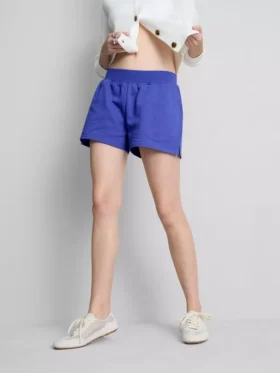 Lounge-Shorts aus Baumwolle mit geschlitztem Saum Lounge-Shorts aus Baumwolle mit geschlitztem Saum