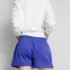 Lounge-Shorts aus Baumwolle mit geschlitztem Saum Lounge-Shorts aus Baumwolle mit geschlitztem Saum
