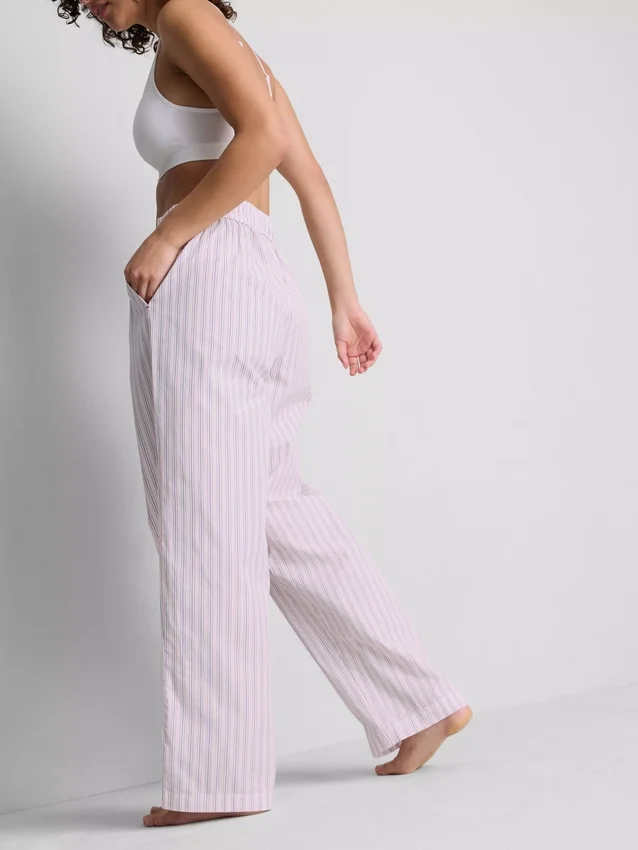 Love to Lounge – gestreifte Schlafhose mit geradem Bein Love to Lounge – gestreifte Schlafhose mit geradem Bein
