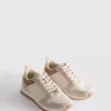 Low-Top-Sneaker mit Diamanta-Detail