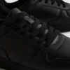 Low-Top-Sneaker mit Einsätzen