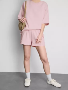 Lässige Airport-Shorts mit hohem Baumwollanteil Lässige Airport-Shorts mit hohem Baumwollanteil