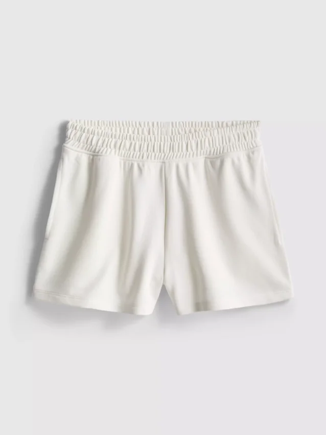 Lässige Airport-Shorts mit hohem Baumwollanteil Lässige Airport-Shorts mit hohem Baumwollanteil