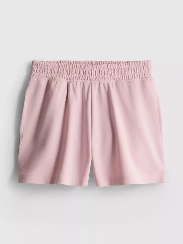 Lässige Airport-Shorts mit hohem Baumwollanteil Lässige Airport-Shorts mit hohem Baumwollanteil