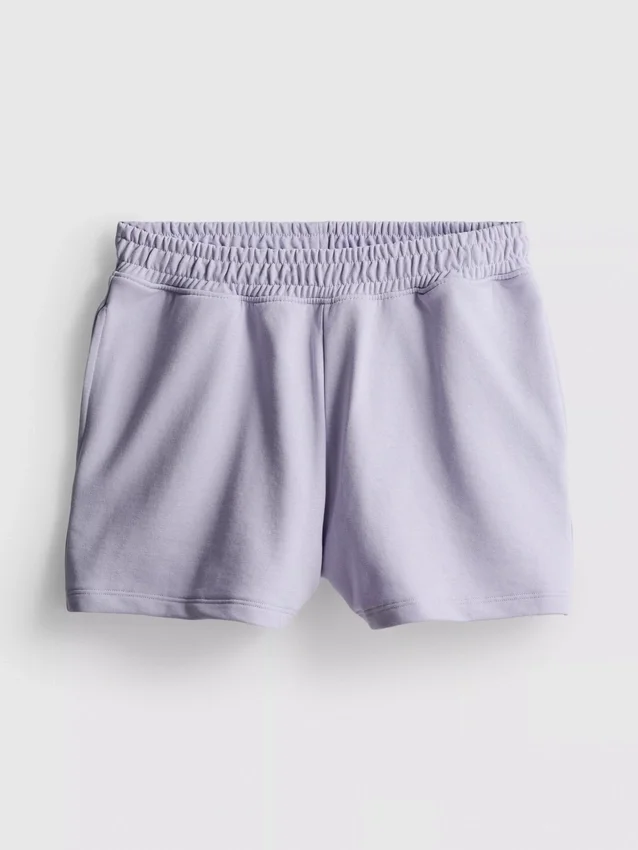Lässige Airport-Shorts mit hohem Baumwollanteil Lässige Airport-Shorts mit hohem Baumwollanteil