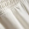 Lässige Airport-Shorts mit hohem Baumwollanteil Lässige Airport-Shorts mit hohem Baumwollanteil