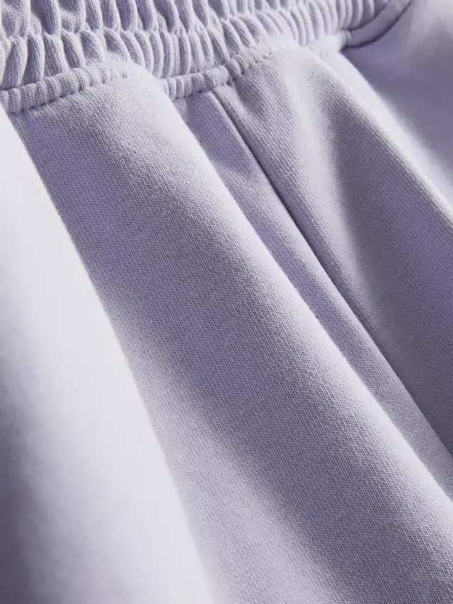 Lässige Airport-Shorts mit hohem Baumwollanteil Lässige Airport-Shorts mit hohem Baumwollanteil