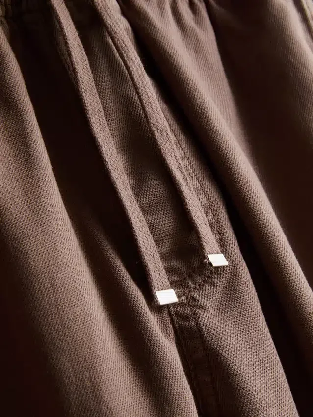 Lässige Jogginghose aus Baumwollmischung Lässige Jogginghose aus Baumwollmischung