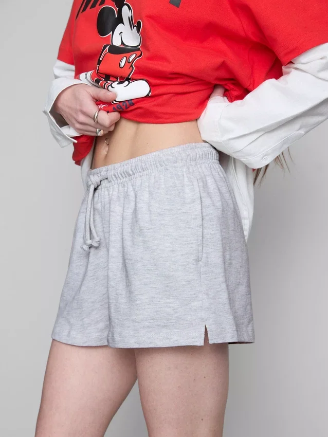 Lässige Shorts aus Baumwolle mit Kordelzug Lässige Shorts aus Baumwolle mit Kordelzug