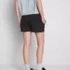 Lässige Shorts aus Baumwolle mit Kordelzug Lässige Shorts aus Baumwolle mit Kordelzug