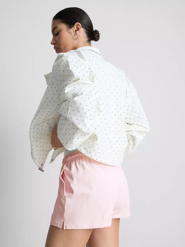 Lässige Shorts aus Baumwolle mit Kordelzug Lässige Shorts aus Baumwolle mit Kordelzug