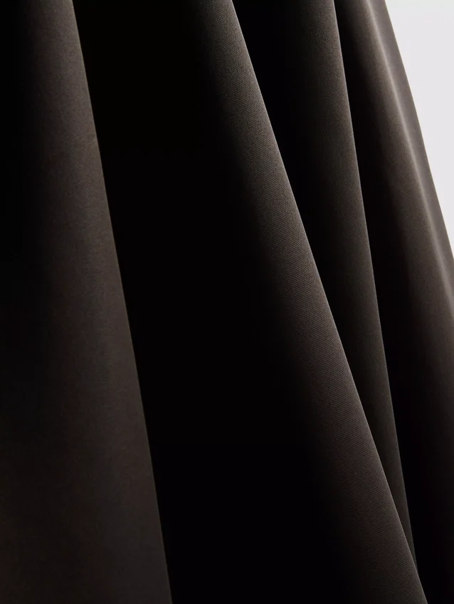 Maxirock aus Satin mit Kreisprint Maxirock aus Satin mit Kreisprint