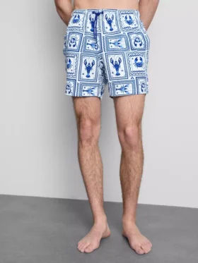 Mediterrane Shorts mit Struktur im Stil mediterraner Fliesen