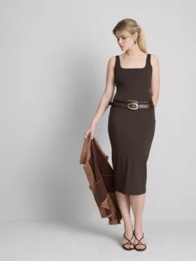 Midi-Kleid mit quadratischem Ausschnitt im Second-Skin-Look