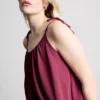 Midi-Kleid mit Trägern Midi-Kleid mit Trägern