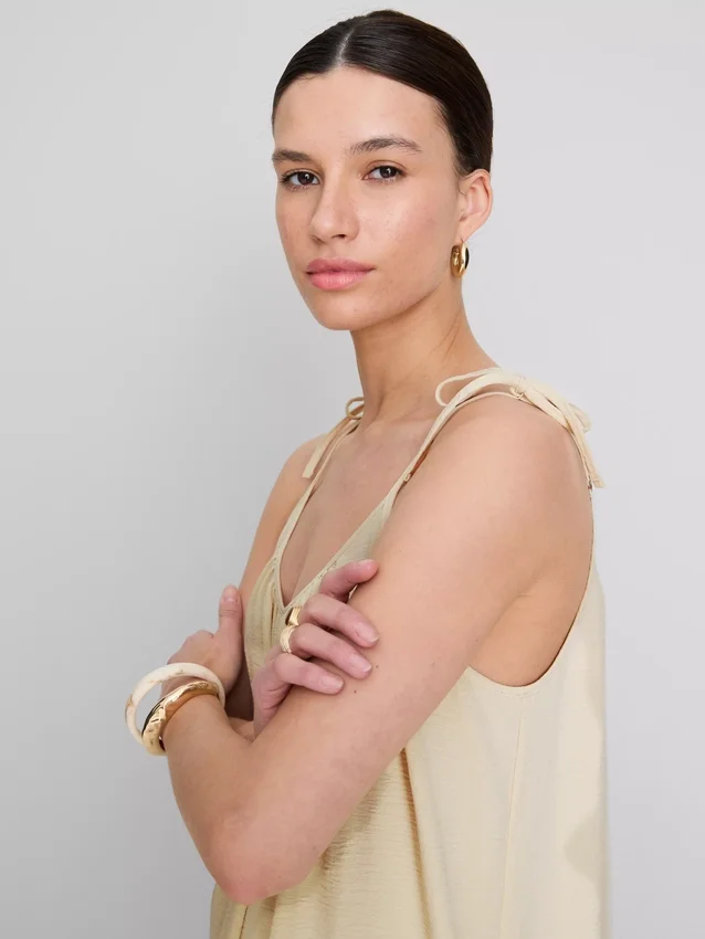 Midi-Kleid mit Trägern Midi-Kleid mit Trägern