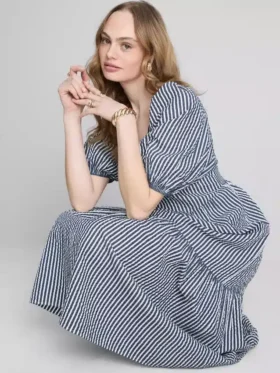 Midi-Smockkleid aus Baumwoll-Seersucker