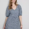 Midi-Smockkleid aus Baumwoll-Seersucker Midi-Smockkleid aus Baumwoll-Seersucker