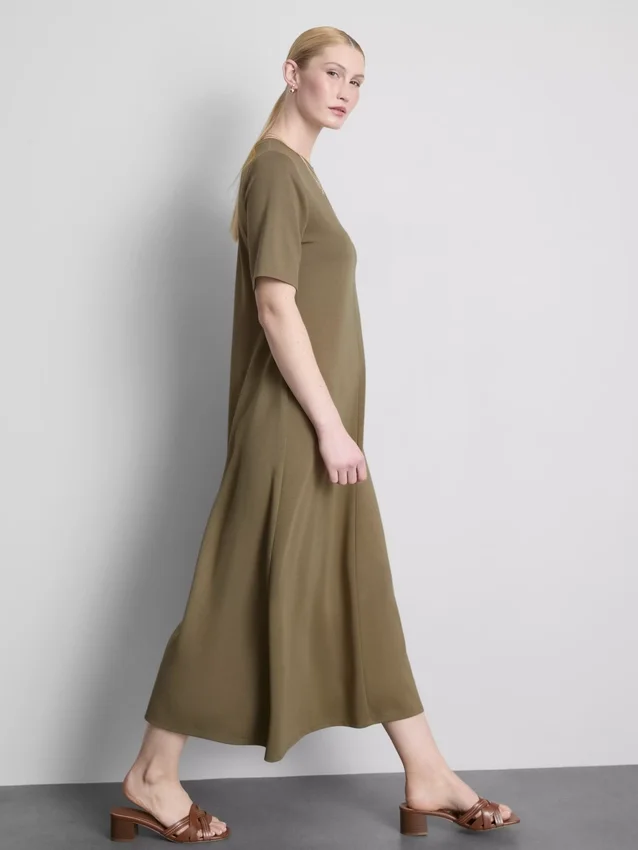 Midi-T-Shirt-Kleid Midi-T-Shirt-Kleid