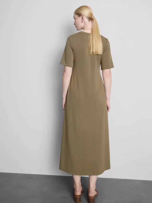 Midi-T-Shirt-Kleid Midi-T-Shirt-Kleid