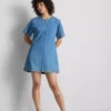 Mini-Etuikleid aus Baumwoll-Denim Mini-Etuikleid aus Baumwoll-Denim