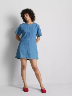 Mini-Etuikleid aus Baumwoll-Denim Mini-Etuikleid aus Baumwoll-Denim