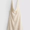 Mini-Halterkleid mit Rollkragen, gehäkelt Mini-Halterkleid mit Rollkragen, gehäkelt