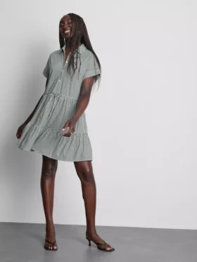 Mini-Hemd-Kleid mit Kragen Mini-Hemd-Kleid mit Kragen