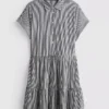 Mini-Hemd-Kleid mit Kragen Mini-Hemd-Kleid mit Kragen