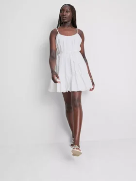 Mini-Kleid aus Popeline mit Rüschen und Trägern
