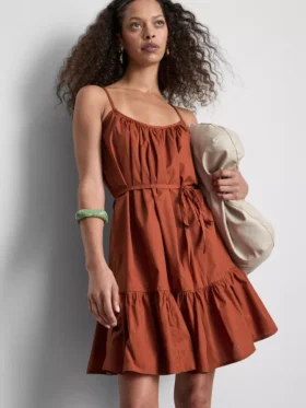 Mini-Kleid aus Popeline mit Rüschen und Trägern
