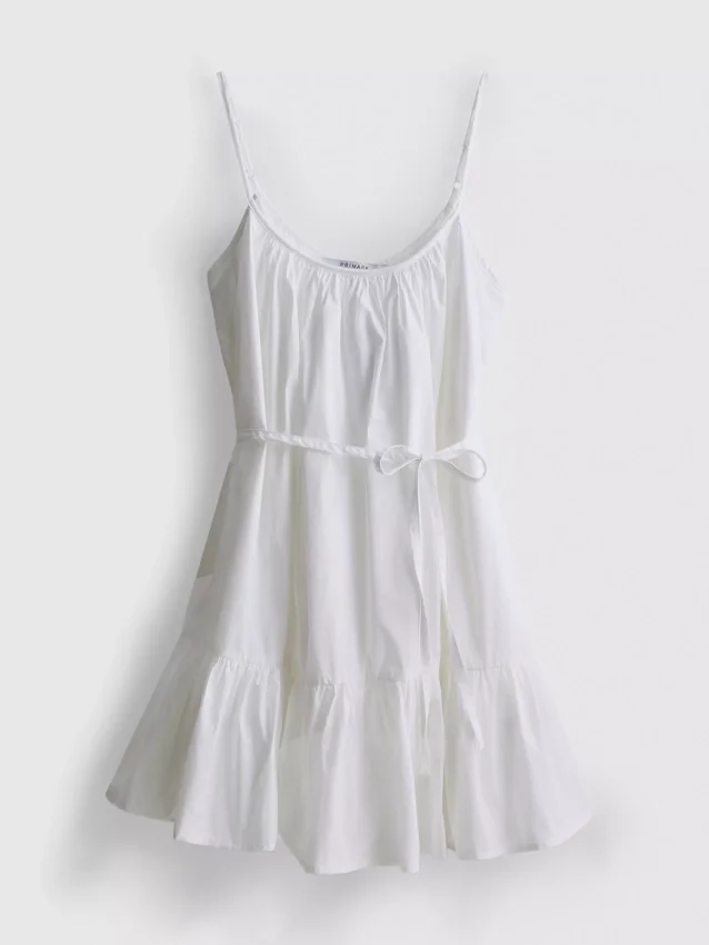 Mini-Kleid aus Popeline mit Rüschen und Trägern Mini-Kleid aus Popeline mit Rüschen und Trägern