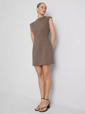 Mini-Kleid mit Flügelärmeln Mini-Kleid mit Flügelärmeln