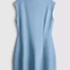 Mini-Kleid mit Flügelärmeln Mini-Kleid mit Flügelärmeln