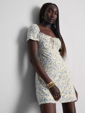 Mini-Kleid mit gekräuselten Flügelärmeln