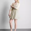 Mini-Kleid mit Korsett-Knopfleiste Mini-Kleid mit Korsett-Knopfleiste