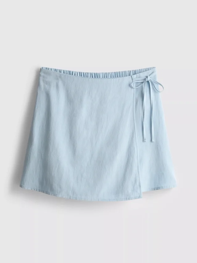 Mini-Skort aus Leinenmischung mit seitlichen Bindebändern Mini-Skort aus Leinenmischung mit seitlichen Bindebändern