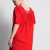Mini-Smockkleid mit Puffärmeln Mini-Smockkleid mit Puffärmeln