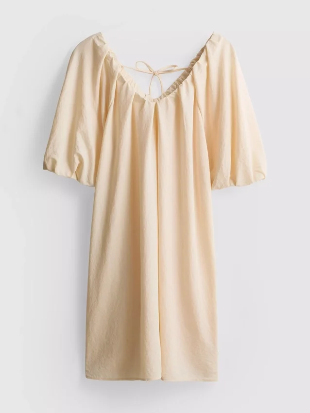 Mini-Smockkleid mit Puffärmeln Mini-Smockkleid mit Puffärmeln