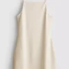 Minikleid mit quadratischem Ausschnitt Minikleid mit quadratischem Ausschnitt