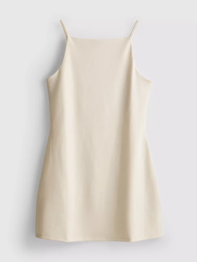 Minikleid mit quadratischem Ausschnitt Minikleid mit quadratischem Ausschnitt