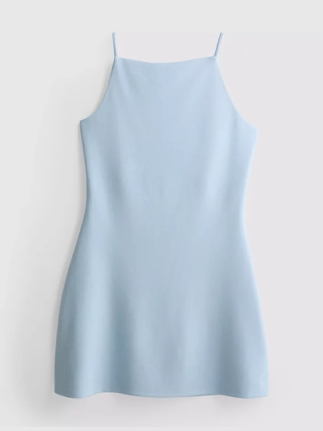 Minikleid mit quadratischem Ausschnitt Minikleid mit quadratischem Ausschnitt