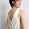 Minikleid mit V-Ausschnitt aus Crinkle-Stoff Minikleid mit V-Ausschnitt aus Crinkle-Stoff