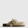 Mule-Clogs mit Schnalle