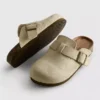 Mule-Clogs mit Schnalle