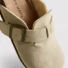 Mule-Clogs mit Schnalle