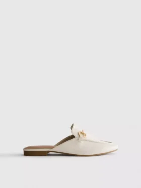 Mule-Loafer aus Kunstleder mit Trensenschnalle