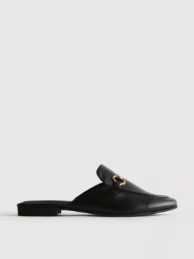 Mule-Loafer aus Kunstleder mit Trensenschnalle