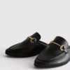 Mule-Loafer aus Kunstleder mit Trensenschnalle